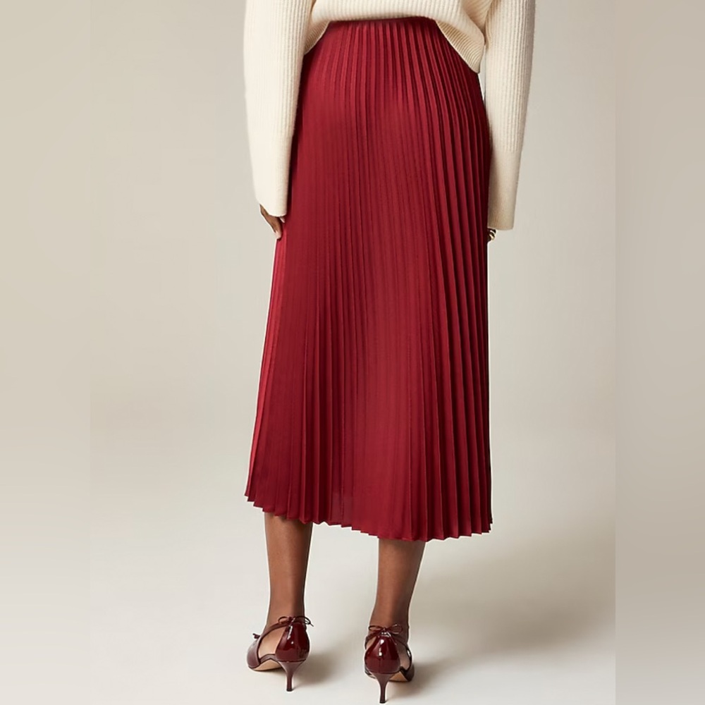 NWT J.Crew Gwyneth Pleated Slip Skirt in Burgundy - Picture 2 of 7